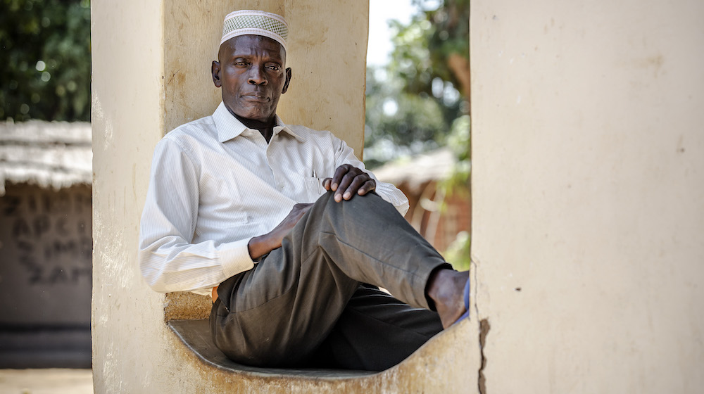 Village Headman Patete is fighting to end child marriage in his community. © UNFPA/Luis Tato