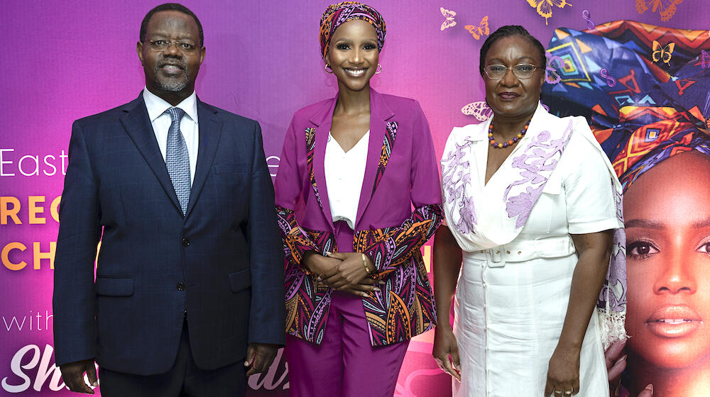 New UNFPA Regional Champion and Miss South Africa 2020, Shudufhadzo Musida (centre), with Lydia Zigomo (right).