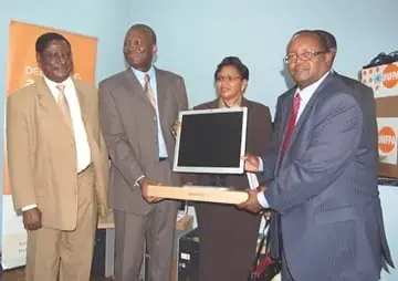 UNFPA donates computers to University of Nairobi